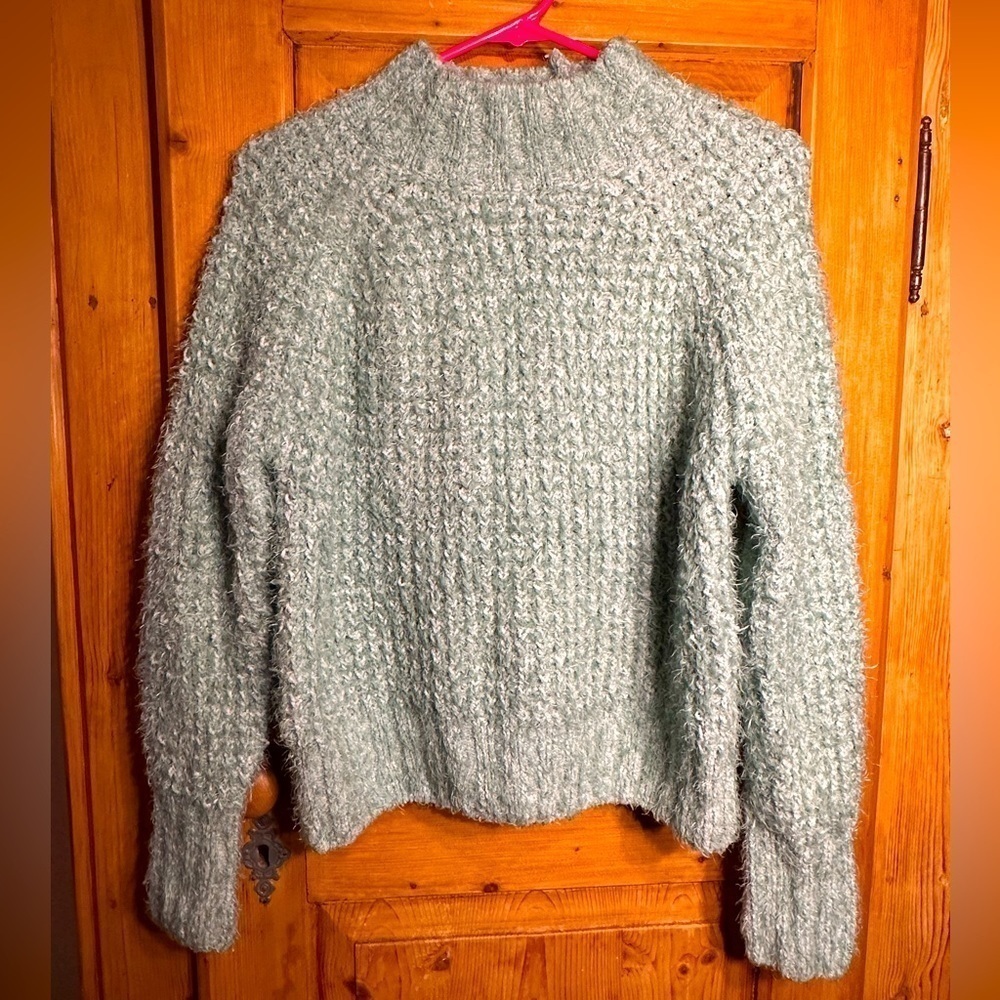 So Sweater Soft & Fuzzy Gorgeous Light Green Sz Lg Academia Preppy